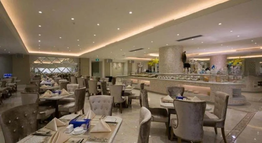 Lake Piedmont International Hotel