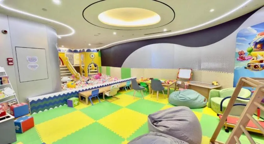 Lake Piedmont International Hotel