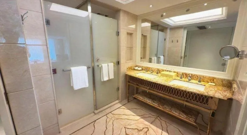 Lake Piedmont International Hotel