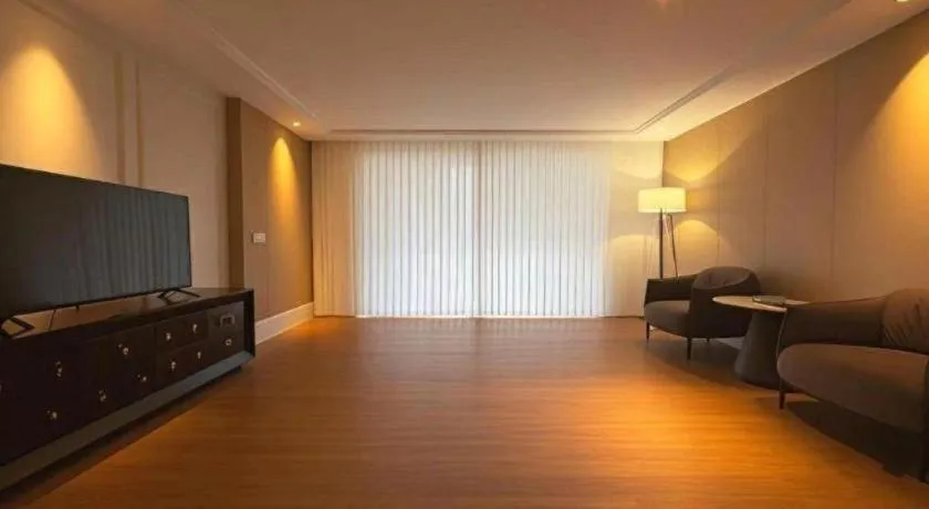 Lake Piedmont International Hotel