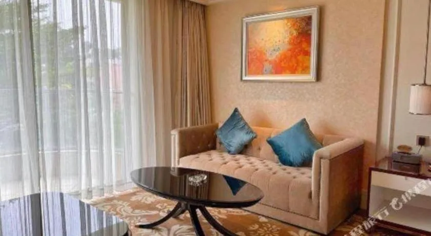 Lake Piedmont International Hotel