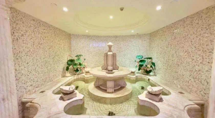 Lake Piedmont International Hotel