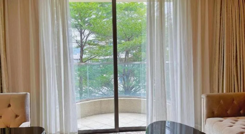 Lake Piedmont International Hotel