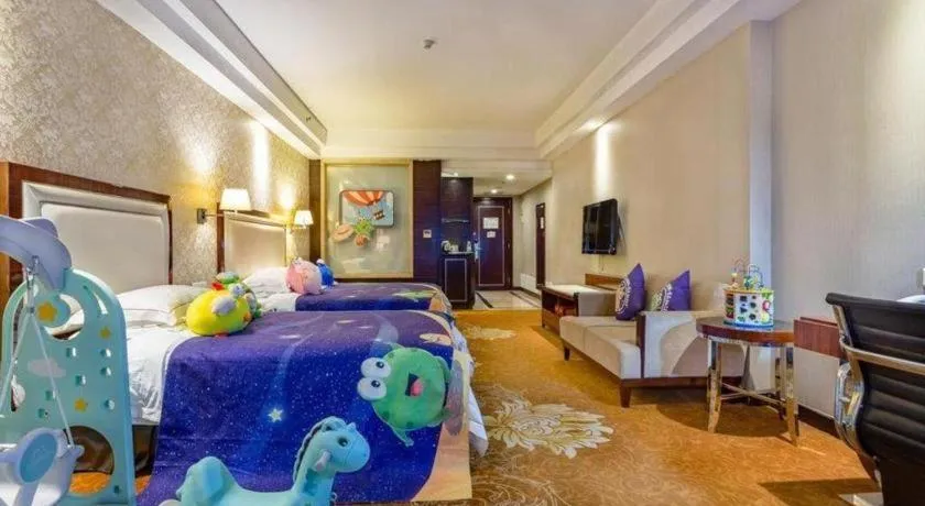 Bed in Country Garden Phoenix Hotel Maoming