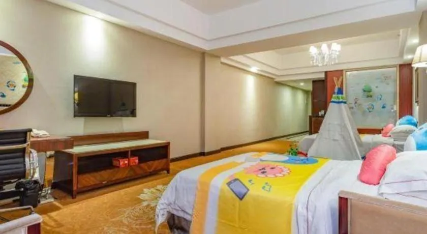 Bed in Country Garden Phoenix Hotel Maoming