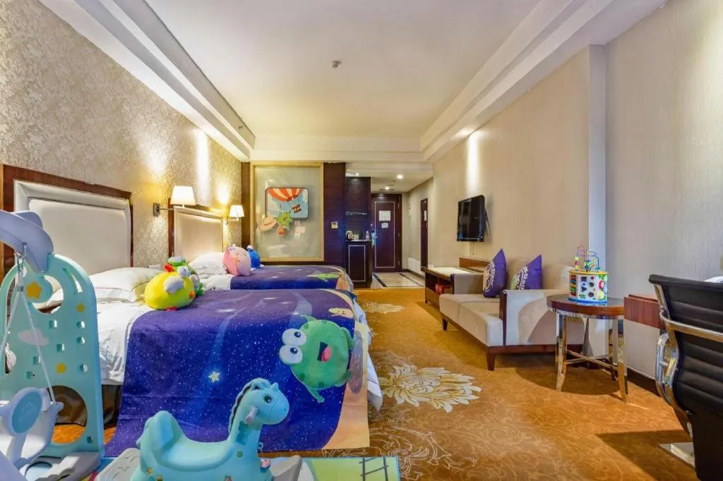 Bed in Country Garden Phoenix Hotel Maoming