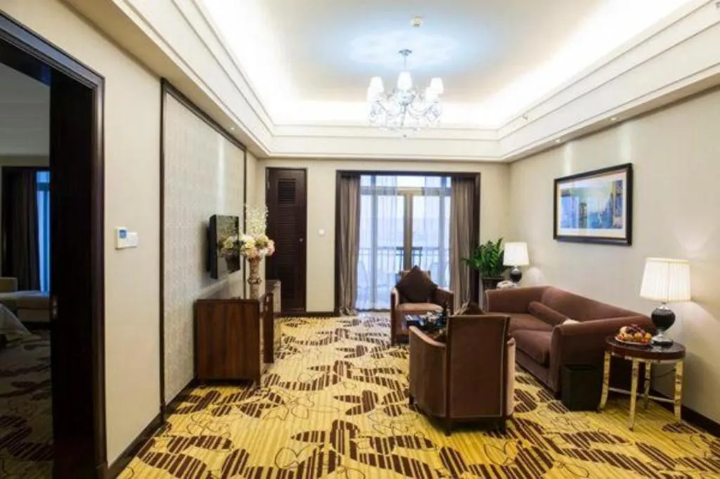 Country Garden Phoenix Hotel Maoming