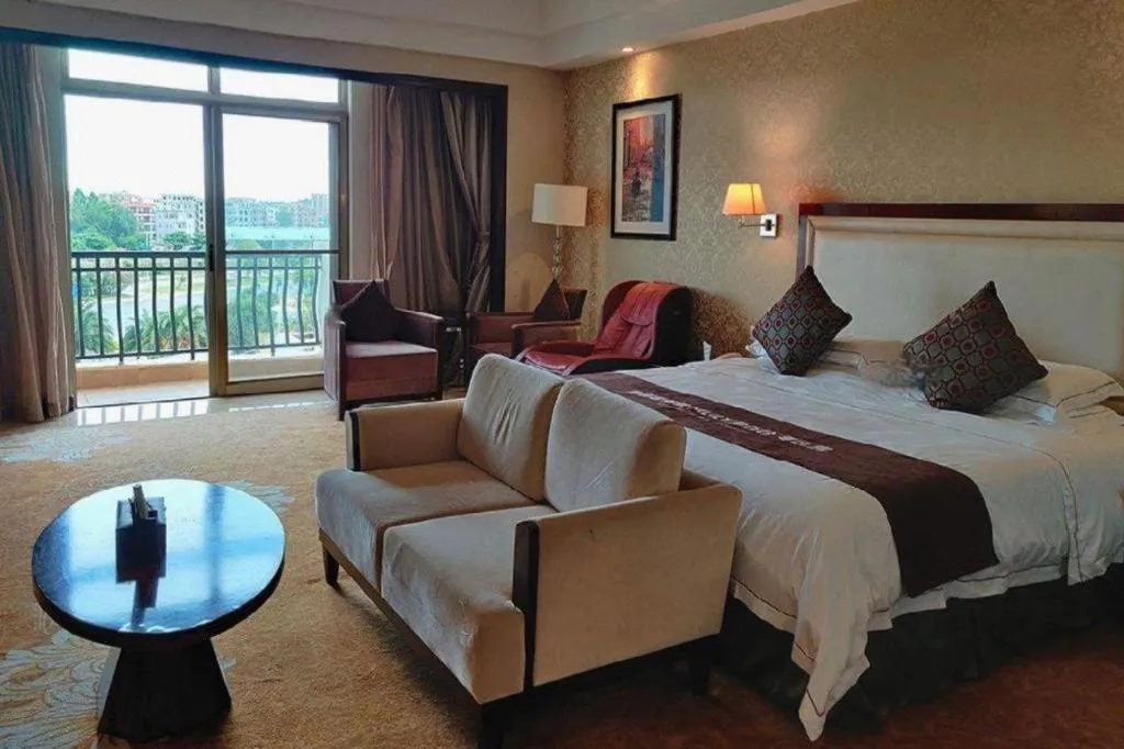 Bed in Country Garden Phoenix Hotel Maoming