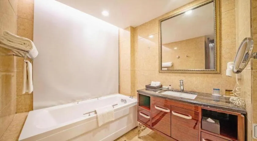 Country Garden Phoenix Hotel Maoming