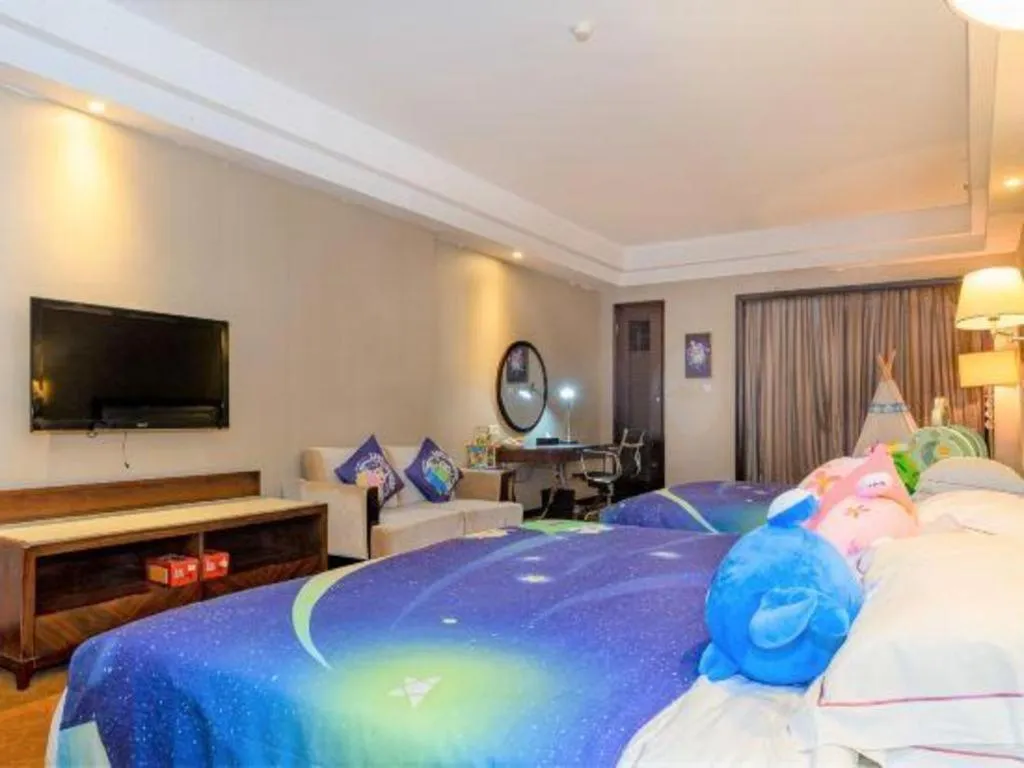 Bed in Country Garden Phoenix Hotel Maoming