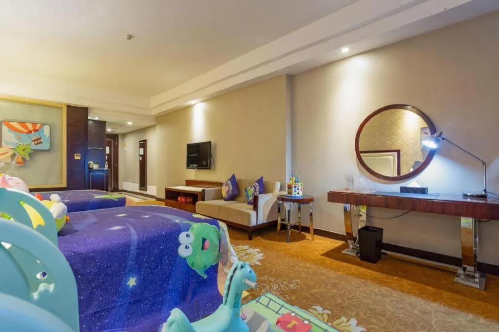 Bed in Country Garden Phoenix Hotel Maoming