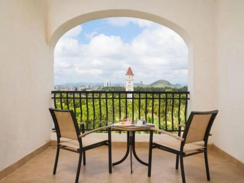 Country Garden Phoenix Hotel Maoming