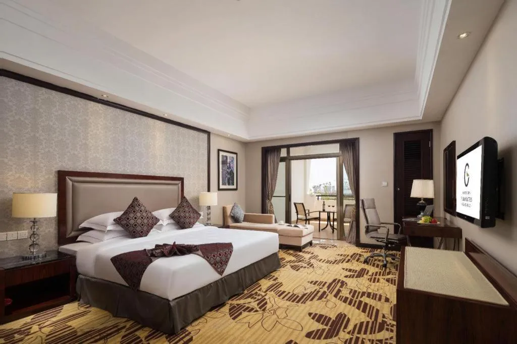 Bed in Country Garden Phoenix Hotel Maoming