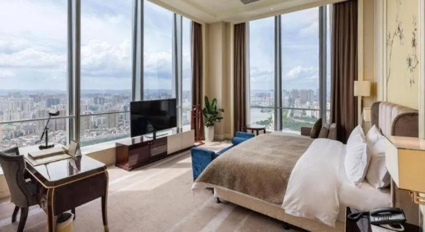 Bed in Ming Du Lakeside Hotel Nanning