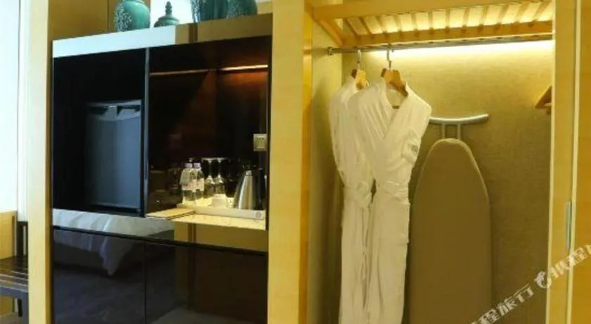 Ming Du Lakeside Hotel Nanning