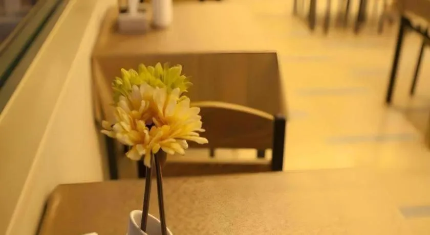 GreenTree Inn Jiansu Nantong Tongzhouwan Huanghe Road Business Hotel