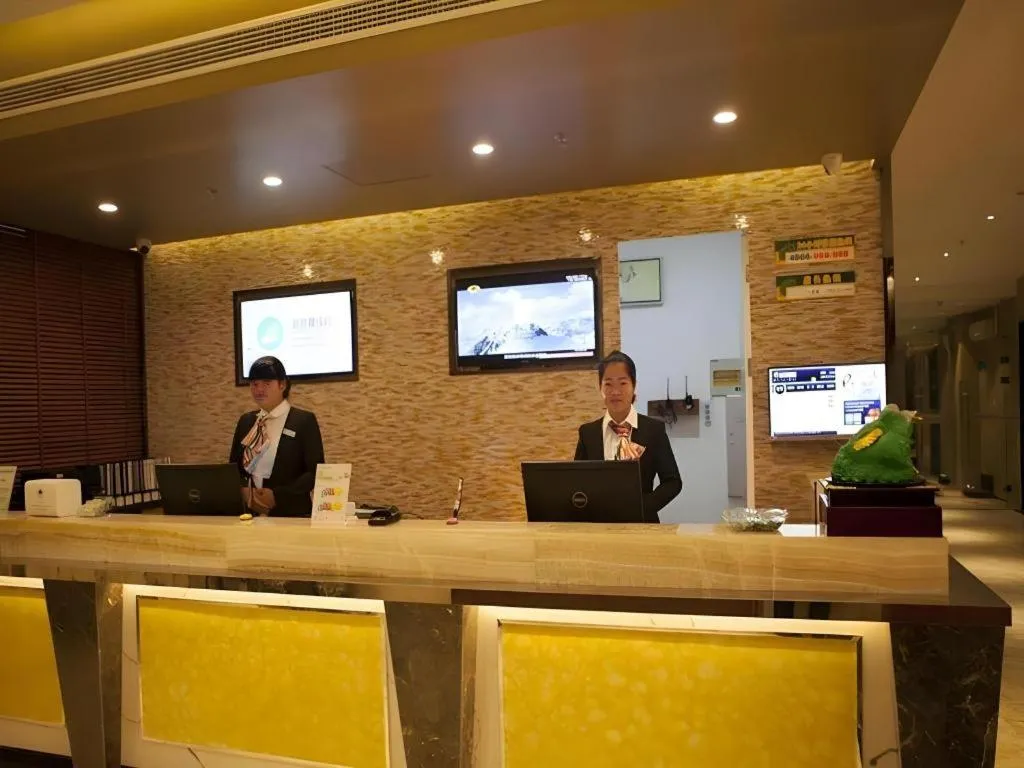 GreenTree Inn Jiansu Nantong Tongzhouwan Huanghe Road Business Hotel