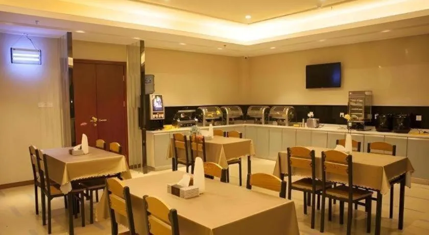 GreenTree Inn Jiansu Nantong Tongzhouwan Huanghe Road Business Hotel