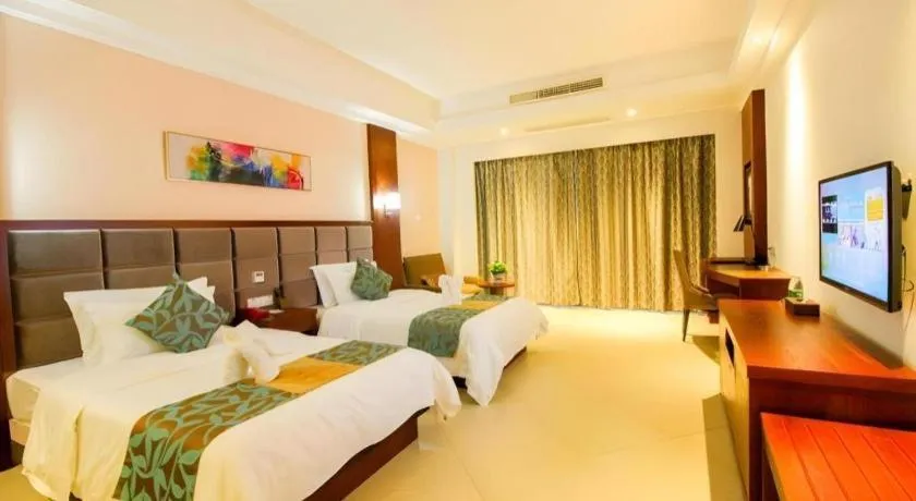 Bed in Qionghai Jin Mao Hotel