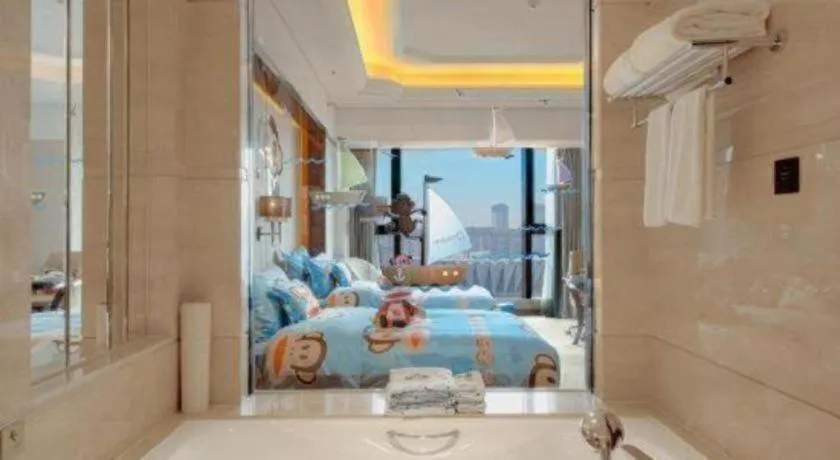 Bed in Wyndham Grand Plaza Royale Xianglin Shaoyang