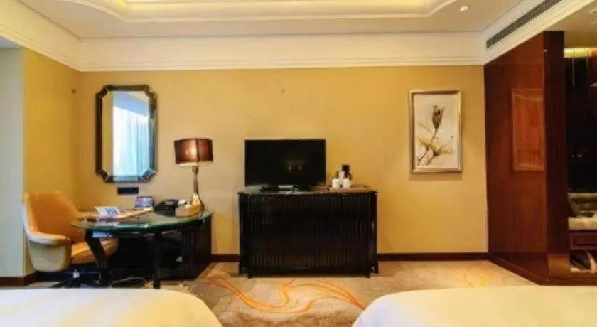 Bed in Wyndham Grand Plaza Royale Xianglin Shaoyang