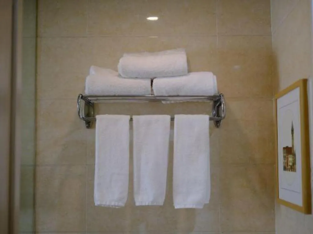 Vienna Hotel Tianjin Huaming