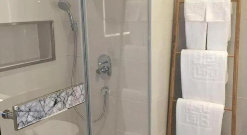 Harbin Ju Jian Hotel