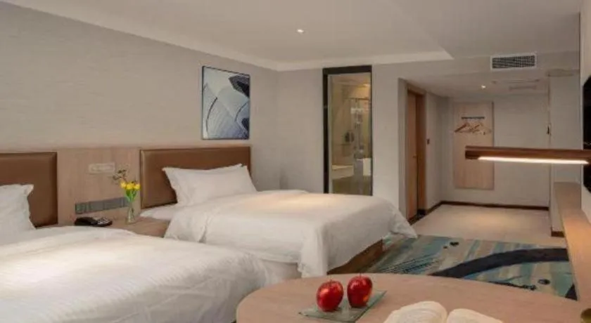 Bed in GreenTree Inn Ganzhou Sankang Temple DaRunFa Express Hotel