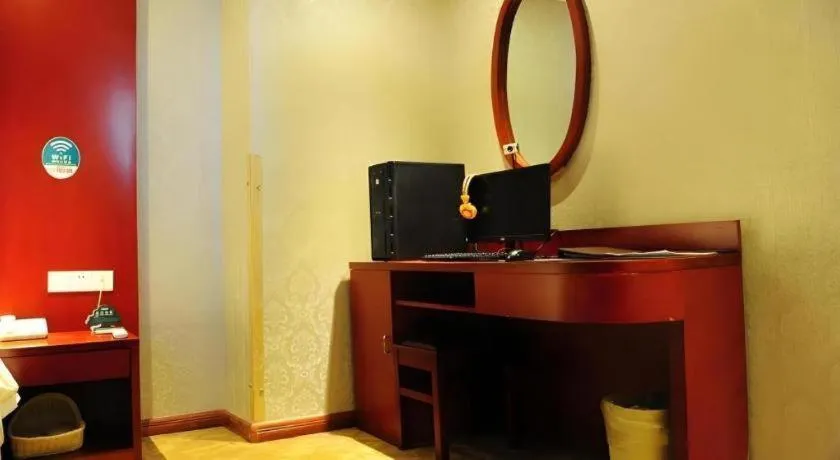 GreenTree Inn Ganzhou Sankang Temple DaRunFa Express Hotel