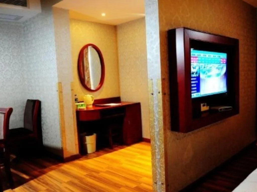 GreenTree Inn Ganzhou Sankang Temple DaRunFa Express Hotel