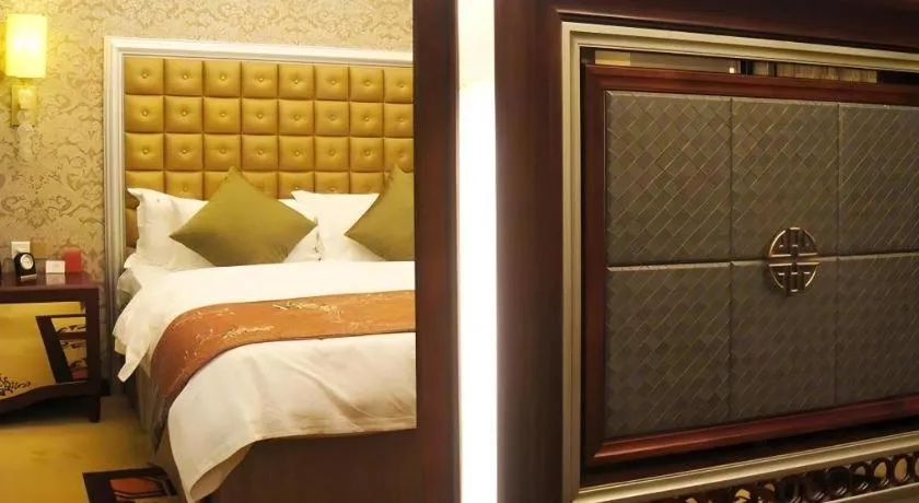 Bed in Shenyang Royal Wan Xin Hotel