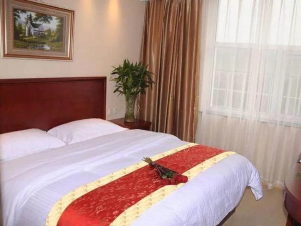 Bed in GreenTree Inn Beijing Tonzhou Maju Bridge No.2 Express Hotel