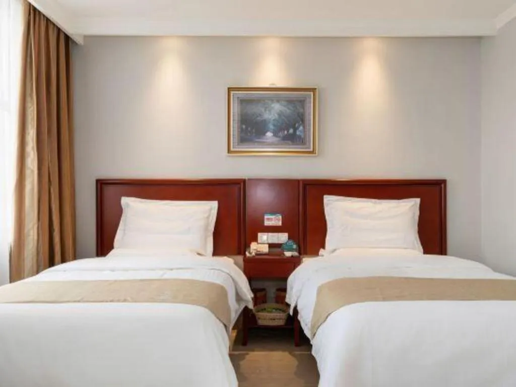 Bed in GreenTree Inn Beijing Tonzhou Maju Bridge No.2 Express Hotel