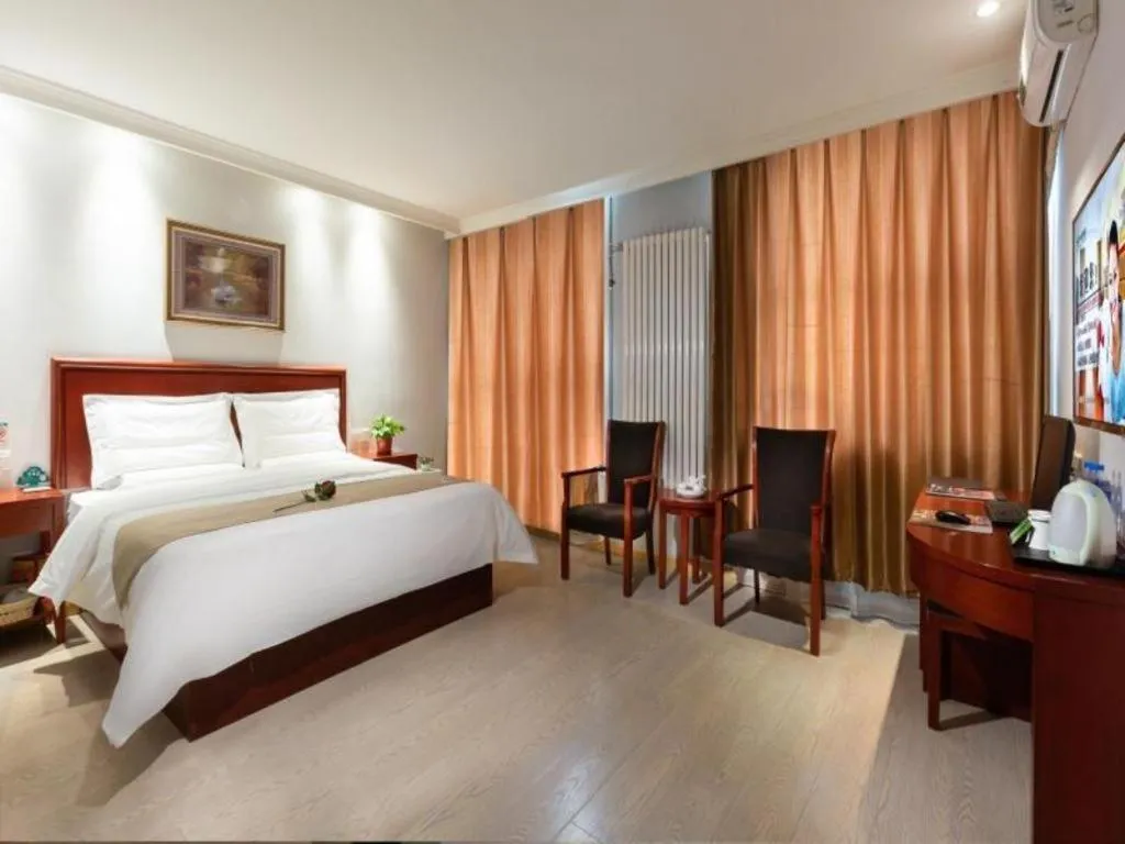 Bed in GreenTree Inn Beijing Tonzhou Maju Bridge No.2 Express Hotel