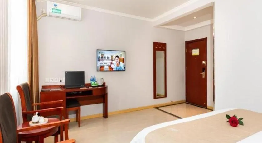 Bed in GreenTree Inn Beijing Tonzhou Maju Bridge No.2 Express Hotel