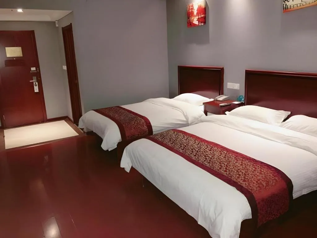 Bed in GreenTree Inn Suzhou Shihu Suli Road Express Hotel