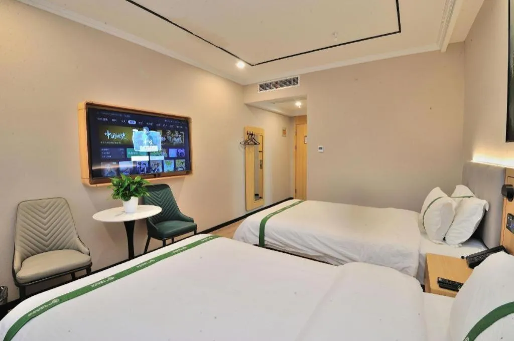 Bed in GreenTree Inn Suzhou Shihu Suli Road Express Hotel