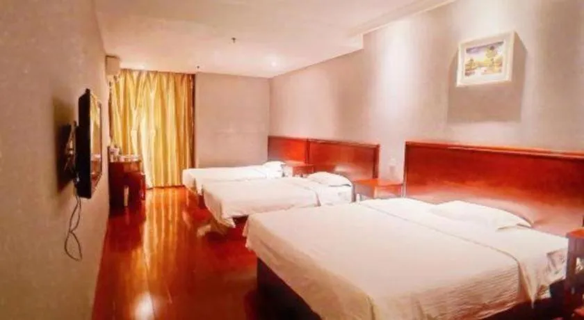 Bed in GreenTree Inn Suzhou Shihu Suli Road Express Hotel