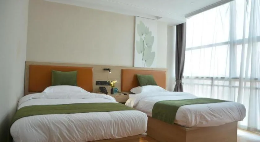 Bed in GreenTree Inn Xuzhou High Speed Railway Station Express Hotel