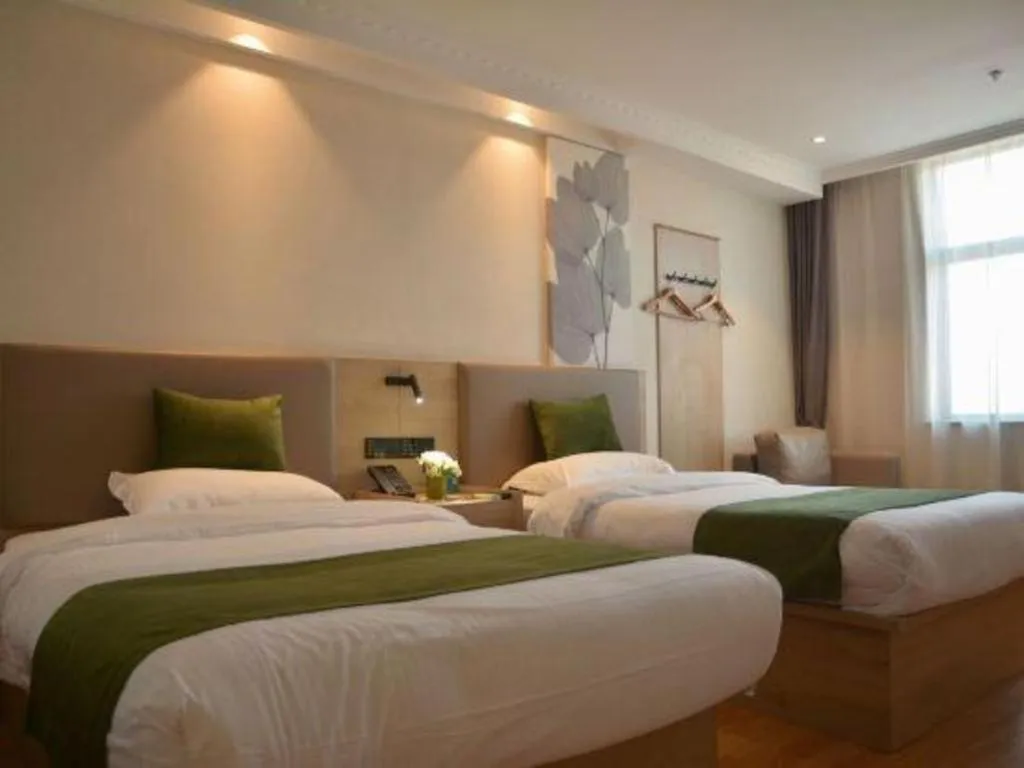 Bed in GreenTree Inn Xuzhou High Speed Railway Station Express Hotel