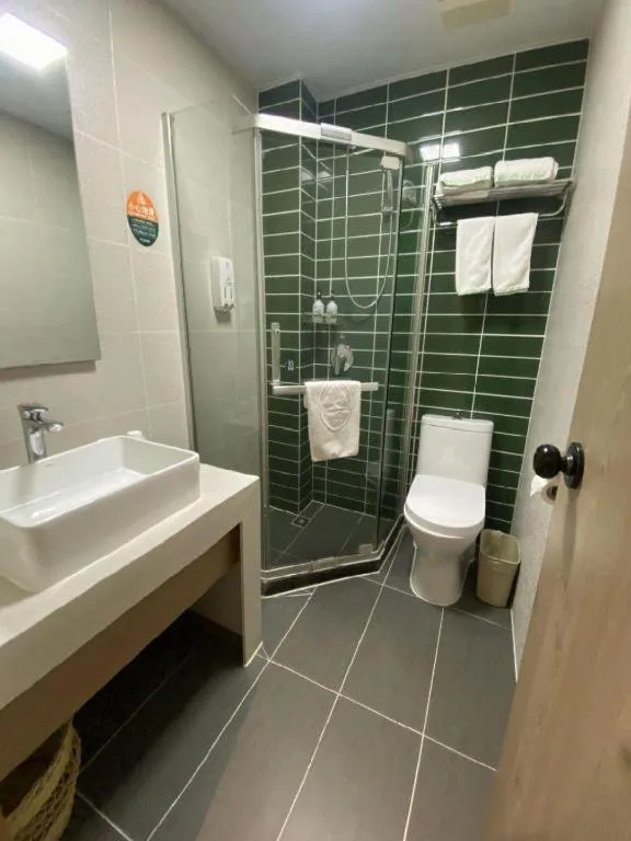 GreenTree Inn Xuzhou High Speed Railway Station Express Hotel