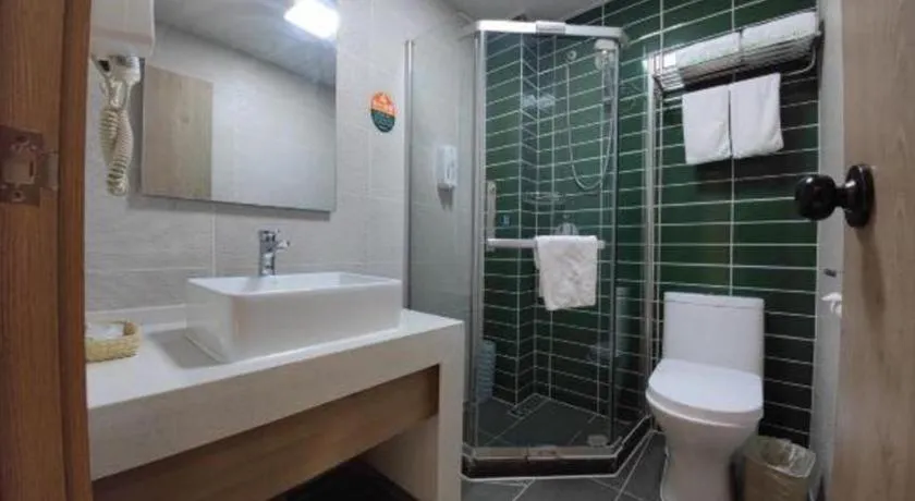 GreenTree Inn Xuzhou High Speed Railway Station Express Hotel