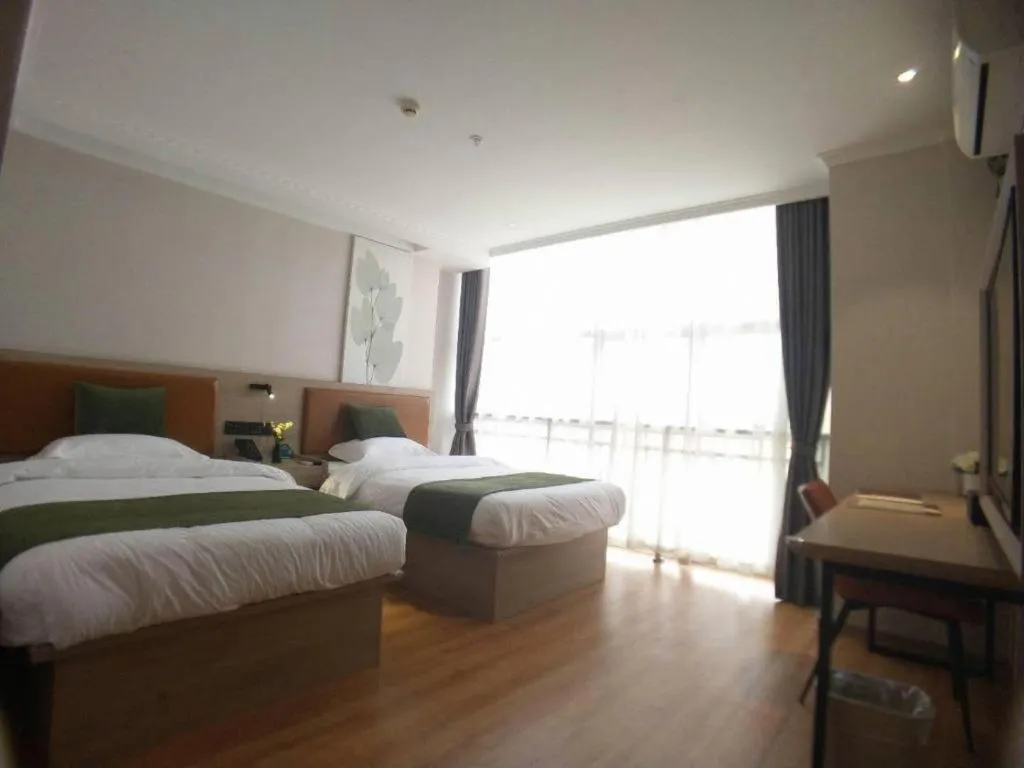 Bed in GreenTree Inn Xuzhou High Speed Railway Station Express Hotel