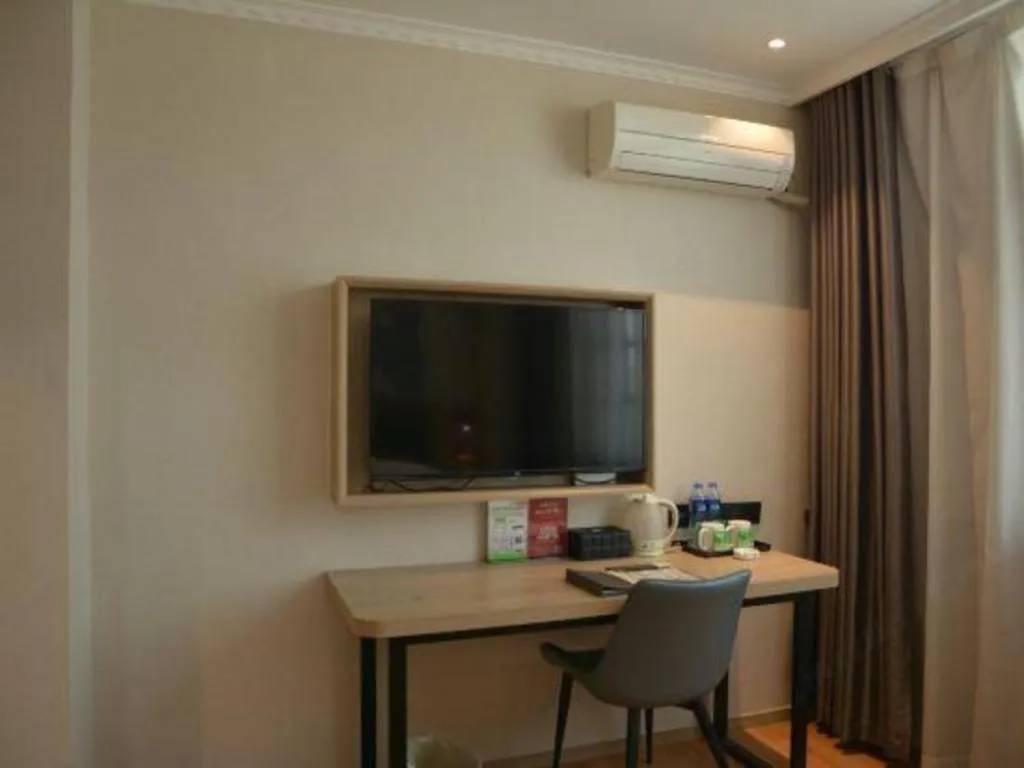 GreenTree Inn Xuzhou High Speed Railway Station Express Hotel