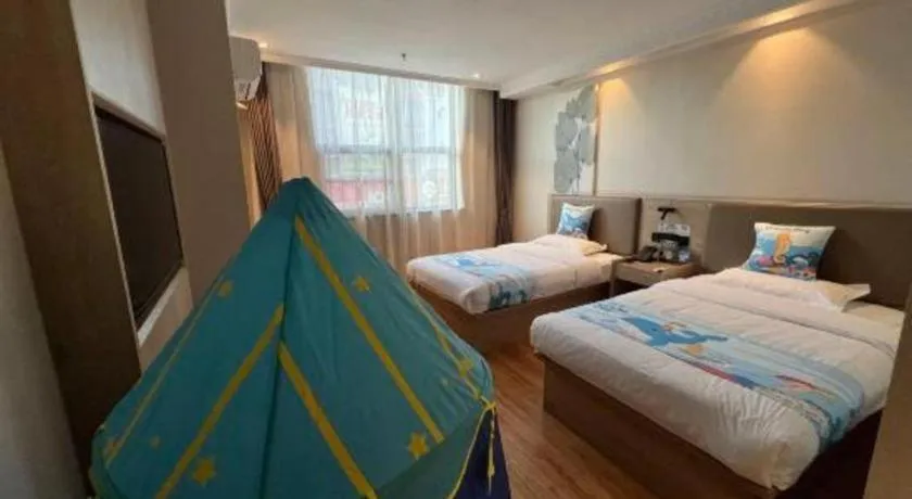 Bed in GreenTree Inn Xuzhou High Speed Railway Station Express Hotel