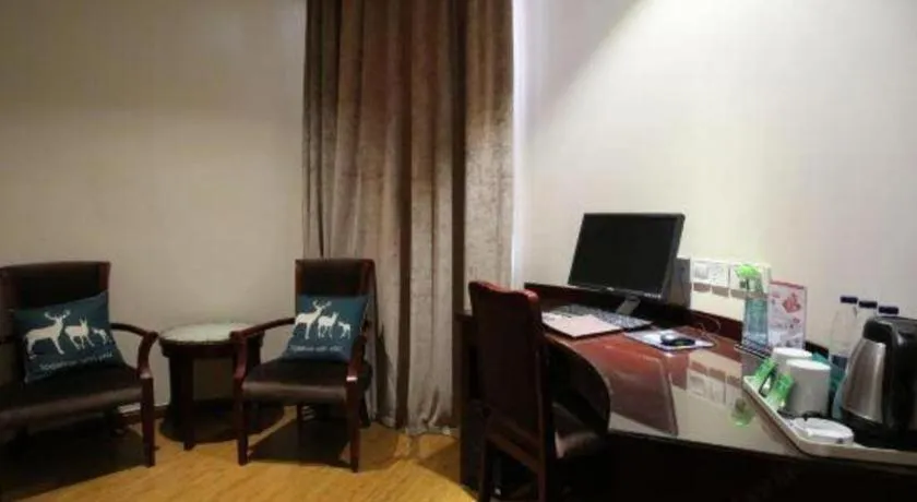 GreenTree Inn Jiangsu Wuxi Xishan DongTing Erquan East Road XinGuang Newly Estate Express Hotel