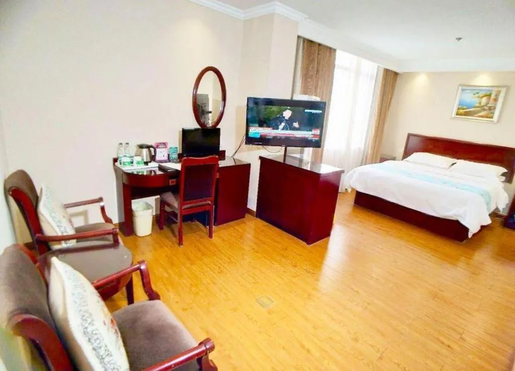 Bed in GreenTree Inn Jiangsu Wuxi Xishan DongTing Erquan East Road XinGuang Newly Estate Express Hotel