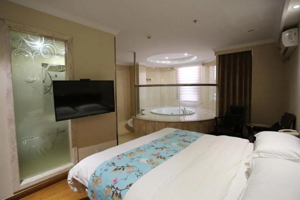 Bed in GreenTree Inn Jiangsu Wuxi Xishan DongTing Erquan East Road XinGuang Newly Estate Express Hotel