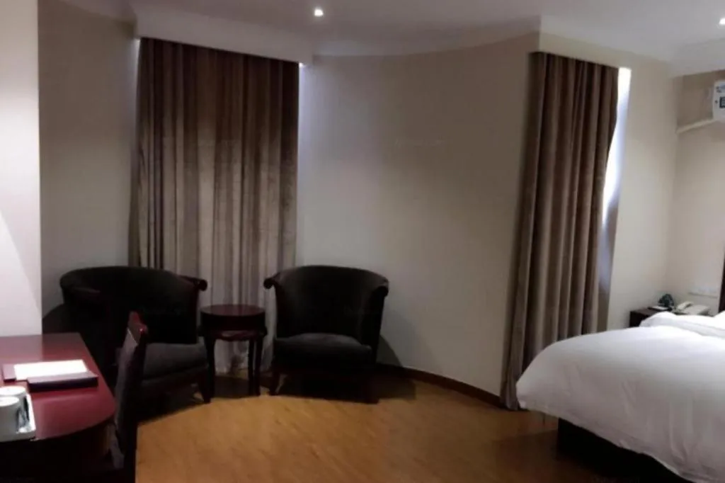 Bed in GreenTree Inn Jiangsu Wuxi Xishan DongTing Erquan East Road XinGuang Newly Estate Express Hotel