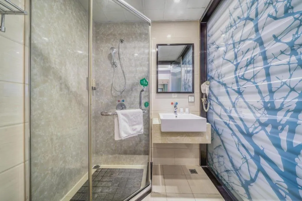 Vatica ShangHai Pudong Airport Disney Huaxia(E) Road Metro Station Hotel .